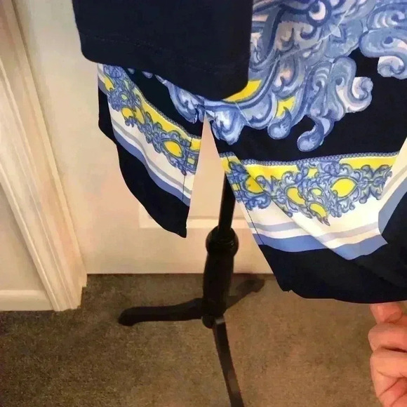 Susan Graver Small Blue Yellow and White Popover Blouse Geometric Print - Picture 2 of 6